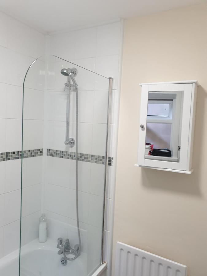 Chatham Private Rooms Bagian luar foto