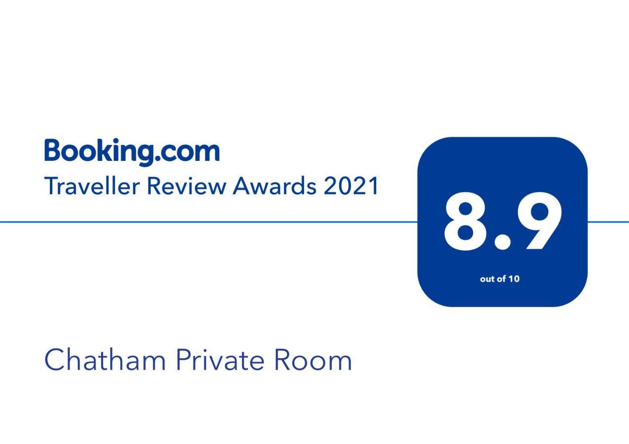 Chatham Private Rooms Bagian luar foto